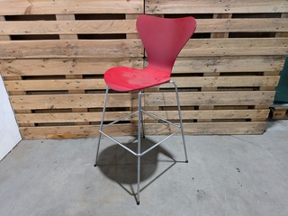 (NS materiaal) 4x Barkruk, Fritz Hansen, Series 7