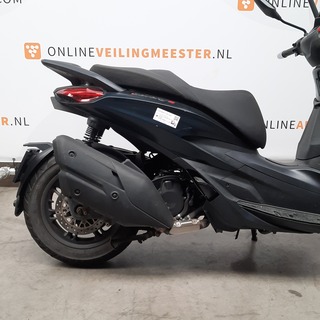 Motorscooter, Piaggio, 400 Beverly HPE, 2021
