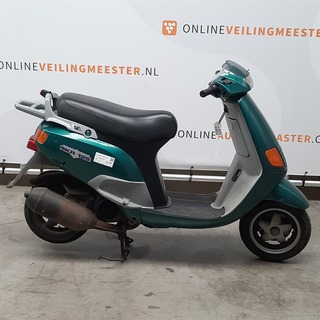 Motorscooter, Piaggio, SKR 125