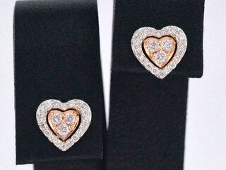 Witgouden hartvormige oorbellen met natuurlijke roze en witte diamant