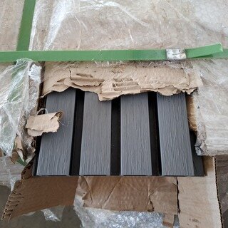 Ca. 40x HKC WPC Wandpaneel 290×22 cm, Silvergrey, 2026