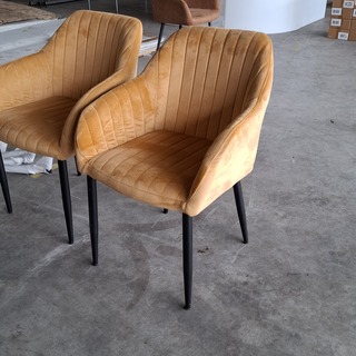 2x Eetkamer stoel velvet gold, 2026