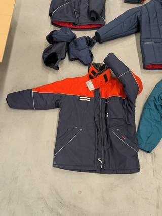 Partij divers vriesceljassen, O.a. Tempex