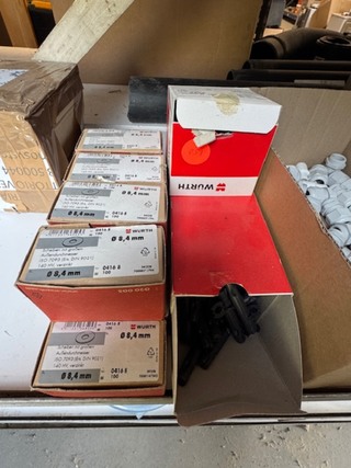 Diverse airco installatiematerialen