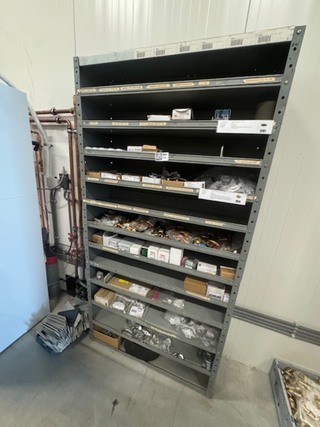 Gereedschap kast met installatiemateriaal