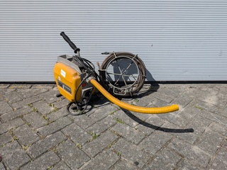 (Gemeente Groningen) Rioolreiniger