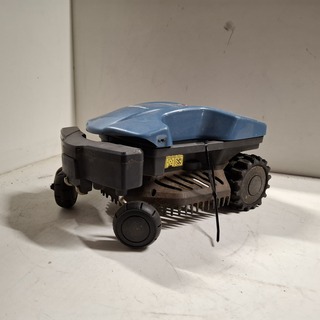 Robotmaaier, Wiper, i100S