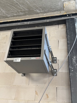 Luchtverhitter Jaga, AVS