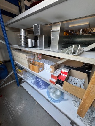 Diverse airco installatiematerialen