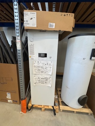 Binnenunit warmtepomp Vaillant, uniTower pure