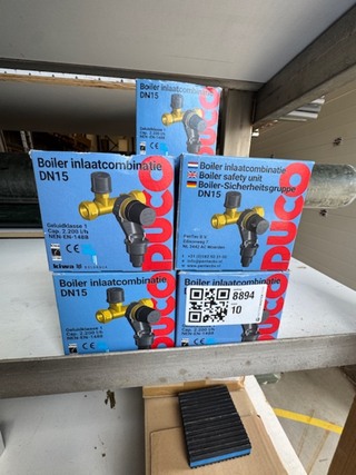 Ca. 13x set Boiler inlaat combinatie Penteq