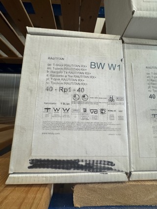 Ca. 16x knie en 3x verloop T-stuk Rehau, SDR 11 en Rautitan