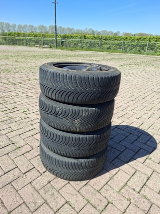 4x velg (4-gaats) met winterbanden