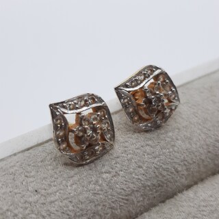 Paar oorstekers, 18 karaats