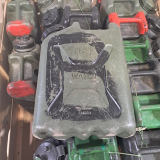 Ca. 16x Jerrycan