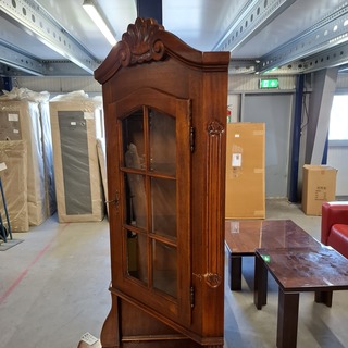 Mahoniehouten hoekkast