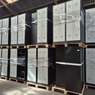 Grote partij lockerkasten