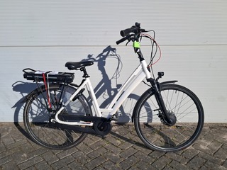 2x E-Bike, Stella, Wit