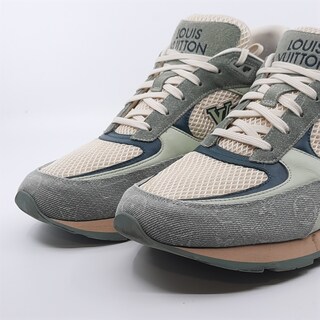 Paar schoenen, maat 10, Louis Vuitton, GO 0244