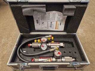 2x Hydrauliek Flowmeter, Parker UCC, 4121