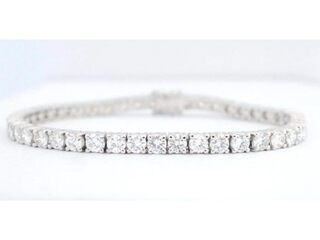 Witgouden tennisarmband met 7.50 carat briljant geslepen natuurlijke d