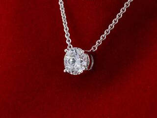 Witgouden collier met een natuurlijke diamant van 1.00 carat