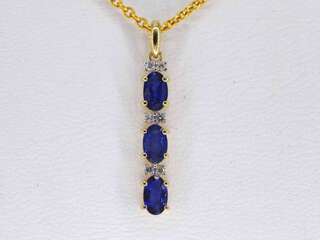 Gouden hanger met natuurlijke diamanten en saffier, excl. ketting