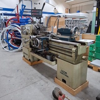Draaibank CMT, Ursus-200