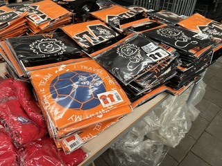 Ca. 250x KNVB voetbalkleding voor kinderen