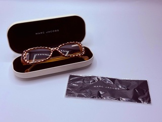 Fred Paris bril met Marc Jacobs case