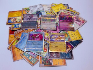 Pokemon Japan – Shiny holo en normale kaarten – 100 kaarten