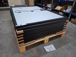 Ca. 11x Zonnepaneel Phono Solar, PS400M6H-18/VH, bouwjaar 2016