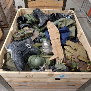 Persoonlijke uitrusting en kleding defensie , KPU  / KL / Woodland , U