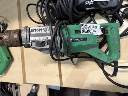 Boormachine, Hitachi, DMT 16