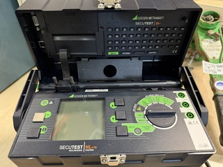 2x Installatietester, De Gossen Metrawatt, RS 232