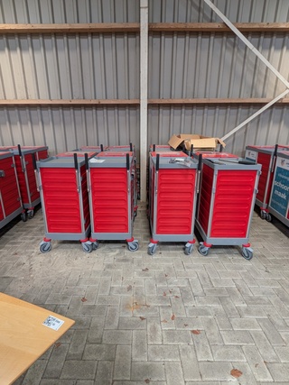 8x Modulaire schoonmaakwagen