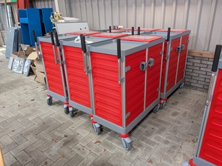 6x Modulaire schoonmaakwagen