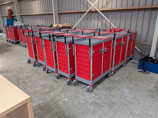 14x Modulaire schoonmaakwagen