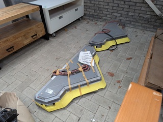 2x Decoratieve ambulanceverlichting met divers toebehoren Federal Sign