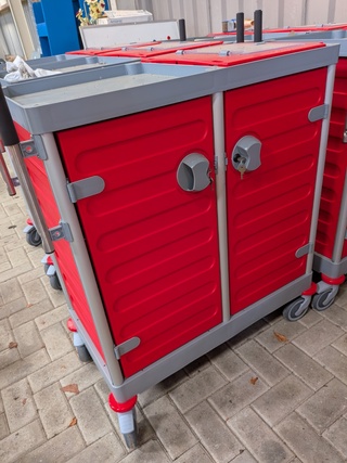 6x Modulaire schoonmaakwagen