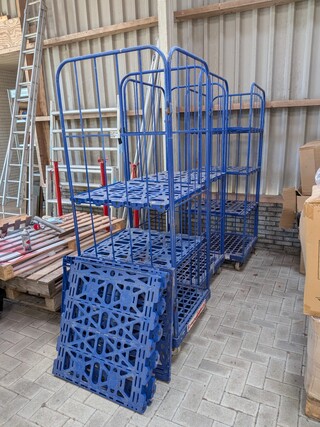 3x Rolcontainer met modulaire opbouw