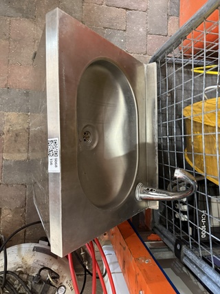 RVS wand hangende handwasbak