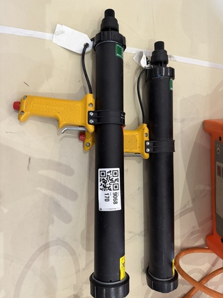 2x Pneumatisch kitlijm applicatatoren, Sika