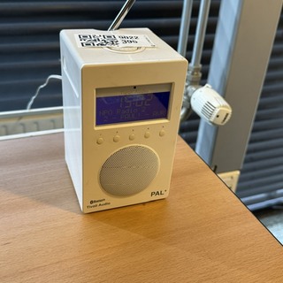 Radio Tivoli, Pal+, wit