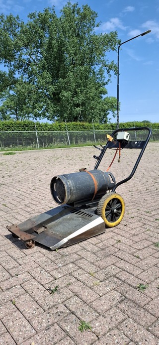 ( Locatie Wijk en Aalburg ) Gas hete luchtbrander, HOAF, ThermHIT 75