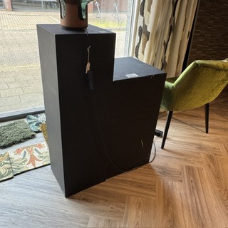 2x Display blok, zwart