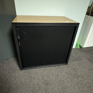 Roldeurkast, zwart/beuken