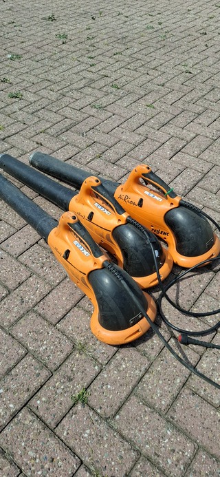 ( Locatie Wijk en Aalburg ) 3x Bladblazer, Pellenc, Airion