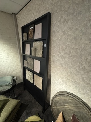Kast Moooi, Oblique, zwart