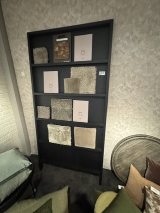 Kast Moooi, Oblique, zwart